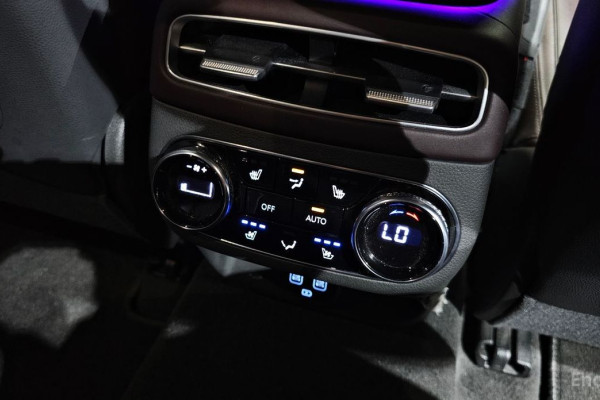 2021 Genesis GV70 с пробегом 92 067 км