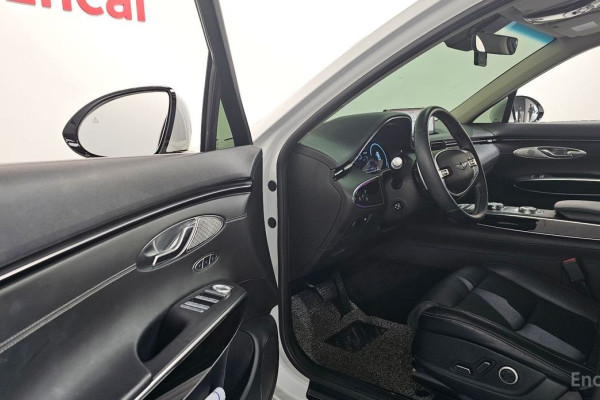 2022 Genesis GV70 с пробегом 60 040 км