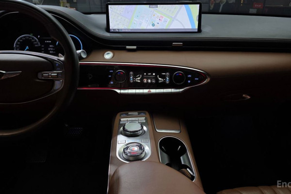 2021 Genesis GV70 с пробегом 98 635 км