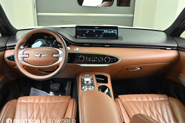 2021 Genesis GV70 с пробегом 61 446 км