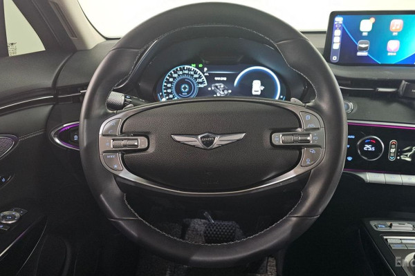 2022 Genesis GV70 с пробегом 60 040 км