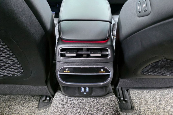 2021 Genesis GV70 с пробегом 82 285 км