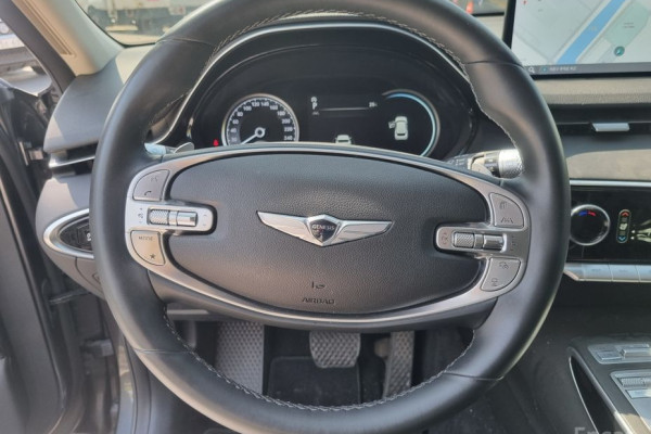2021 Genesis GV70 с пробегом 88 946 км