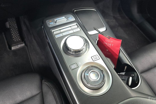 2021 Genesis GV70 с пробегом 87 353 км