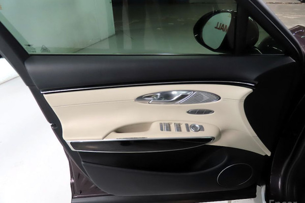 2021 Genesis GV70 с пробегом 48 232 км