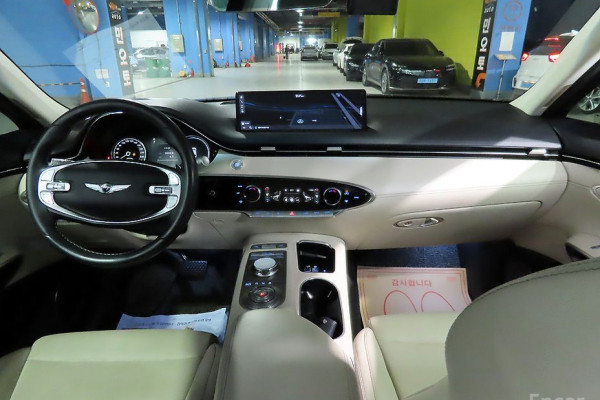 2021 Genesis GV70 с пробегом 48 232 км