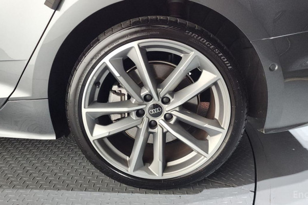 2023 Audi A5 с пробегом 25 231 км