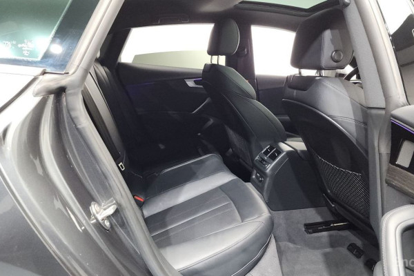 2023 Audi A5 с пробегом 25 231 км