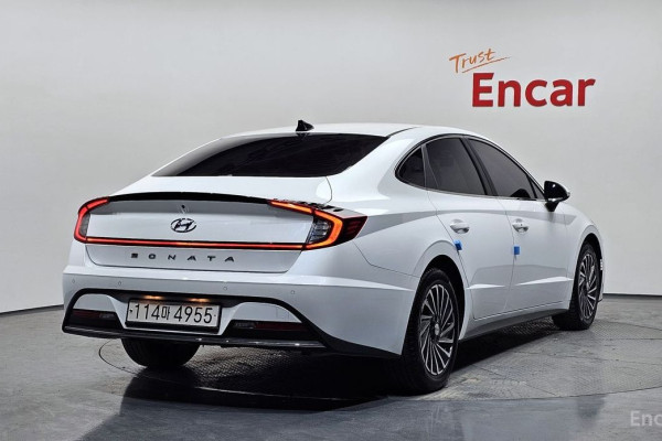 2022 Hyundai Sonata с пробегом 13 407 км