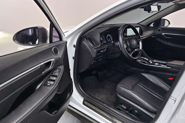 2022 Hyundai Sonata с пробегом 13 407 км