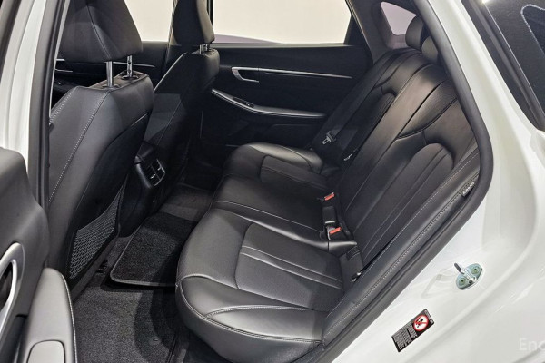 2022 Hyundai Sonata с пробегом 13 407 км