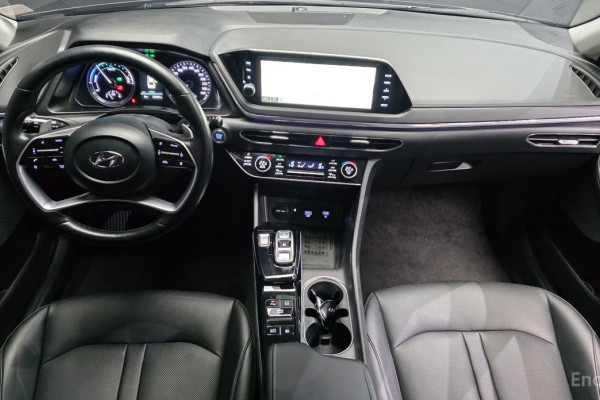 2023 Hyundai Sonata с пробегом 52 054 км