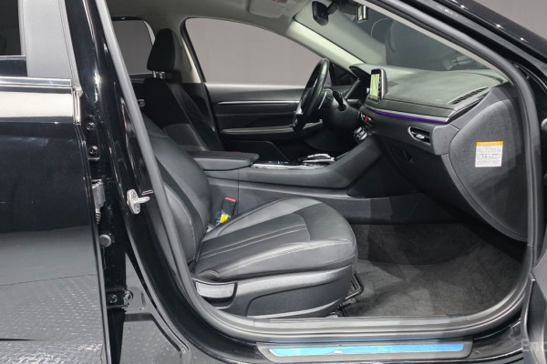 2023 Hyundai Sonata с пробегом 52 054 км