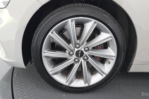 2024 Genesis G70 с пробегом 19 485 км