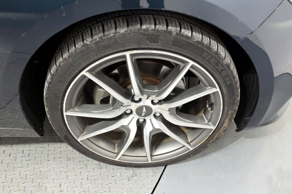 2022 Genesis G70 с пробегом 82 594 км