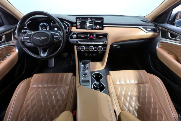 2022 Genesis G70 с пробегом 74 521 км