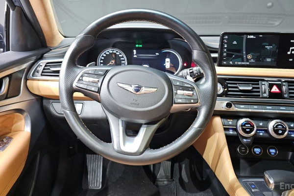 2022 Genesis G70 с пробегом 71 738 км