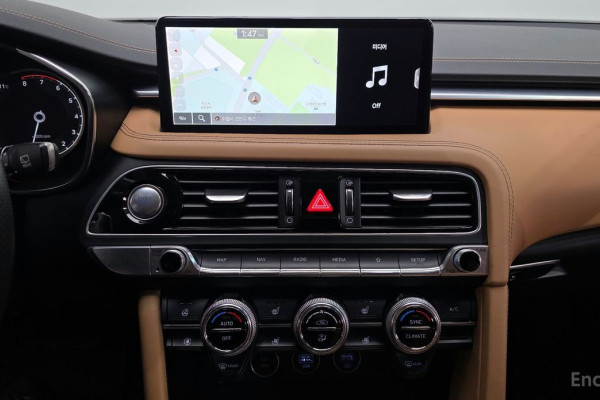 2022 Genesis G70 с пробегом 82 554 км