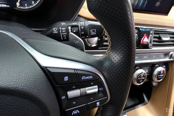 2022 Genesis G70 с пробегом 82 594 км