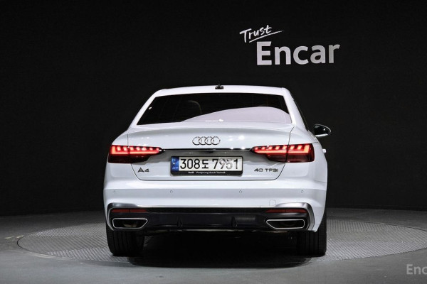 2021 Audi A4 с пробегом 77 172 км