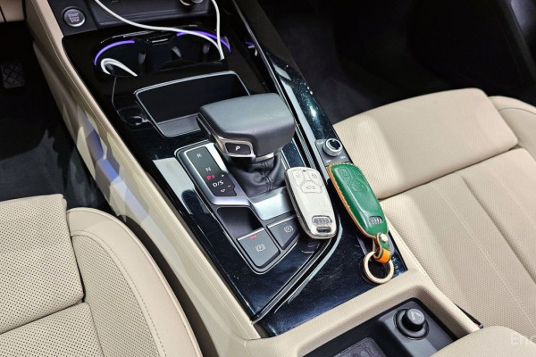 2021 Audi A4 с пробегом 77 172 км