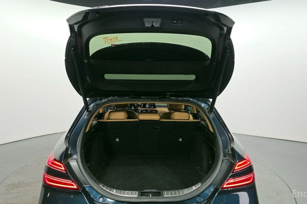 2022 Genesis G70 с пробегом 82 594 км