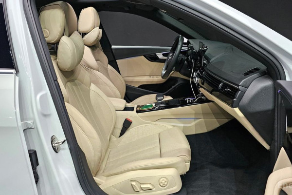 2021 Audi A4 с пробегом 77 172 км