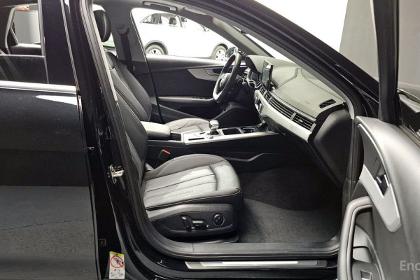 2023 Audi A4 с пробегом 121 259 км