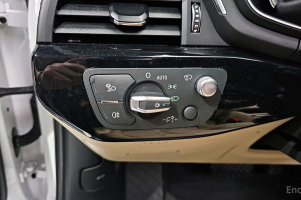 2021 Audi A4 с пробегом 77 172 км