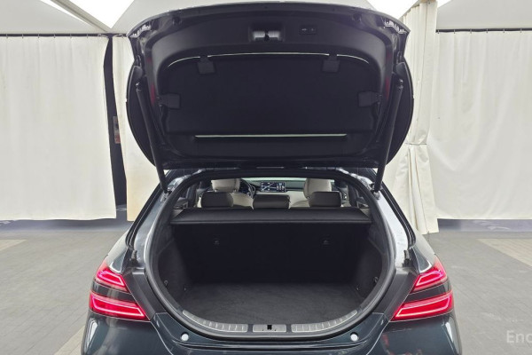 2022 Genesis G70 с пробегом 72 937 км