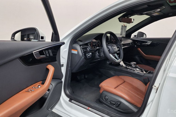 2021 Audi A4 с пробегом 41 890 км