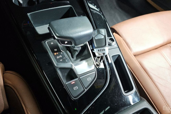 2021 Audi A4 с пробегом 62 678 км