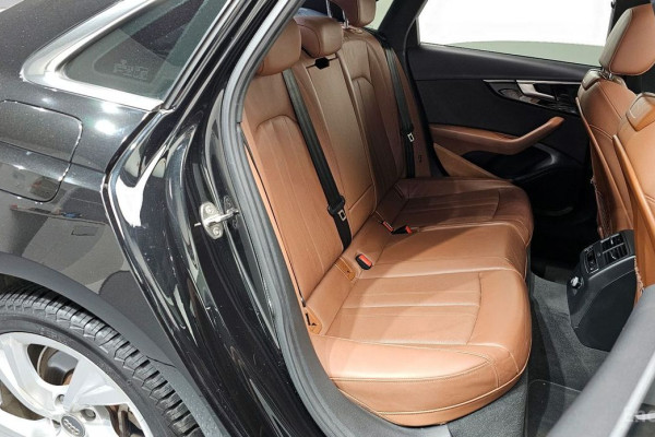 2021 Audi A4 с пробегом 62 678 км