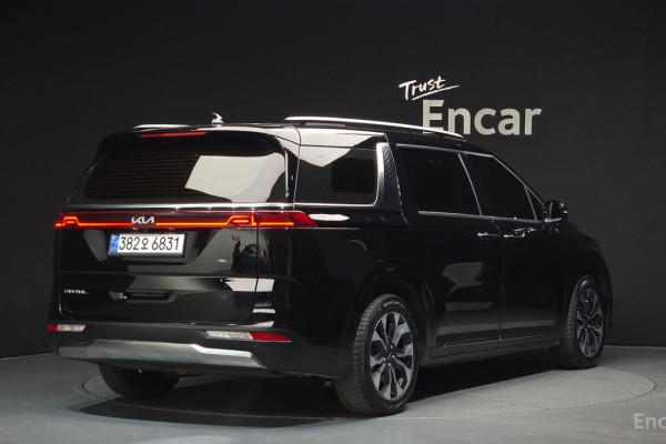 2023 Kia Carnival с пробегом 96 024 км