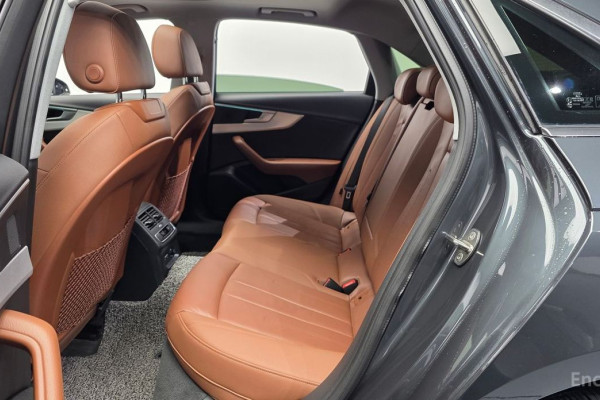 2021 Audi A4 с пробегом 64 712 км