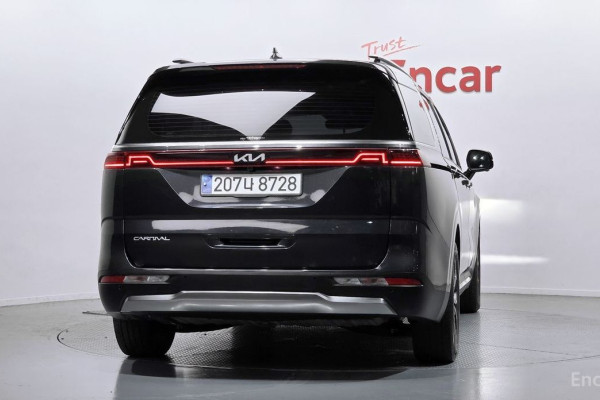 2023 Kia Carnival с пробегом 57 273 км