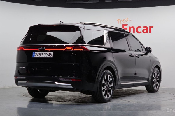 2023 Kia Carnival с пробегом 63 561 км