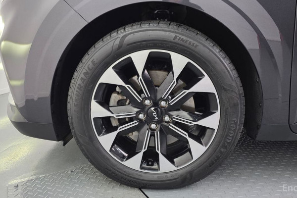 2023 Kia Carnival с пробегом 57 273 км