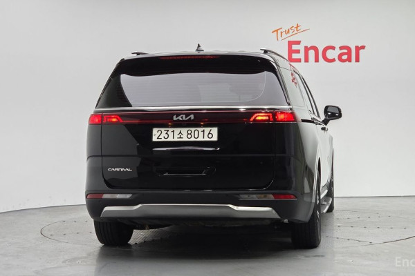 2022 Kia Carnival с пробегом 66 014 км