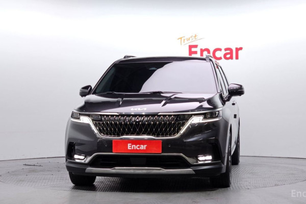 2023 Kia Carnival с пробегом 42 316 км