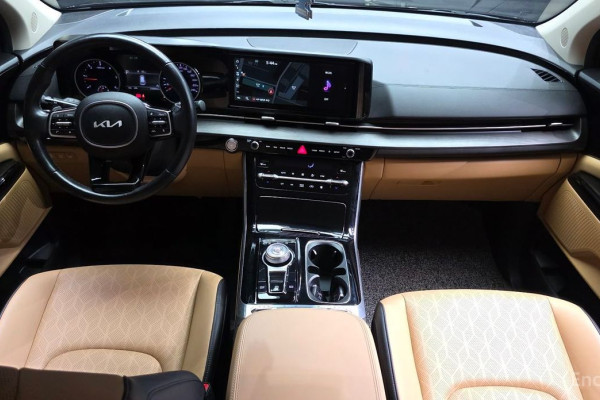 2022 Kia Carnival с пробегом 120 800 км