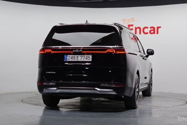 2023 Kia Carnival с пробегом 63 561 км