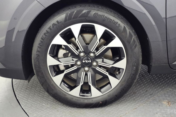 2023 Kia Carnival с пробегом 42 316 км