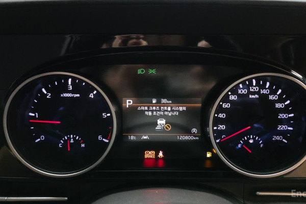 2022 Kia Carnival с пробегом 120 800 км