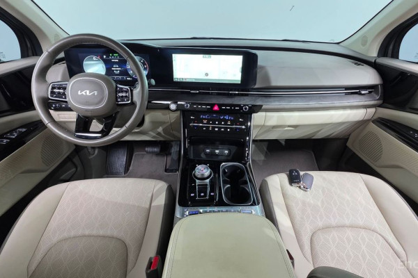 2023 Kia Carnival с пробегом 57 273 км