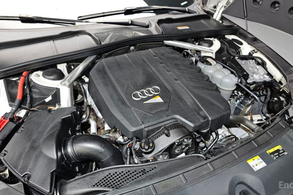 2021 Audi A4 с пробегом 29 879 км