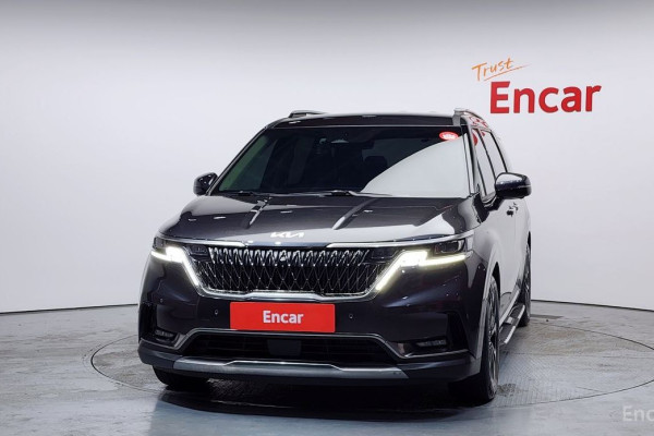 2023 Kia Carnival с пробегом 31 633 км