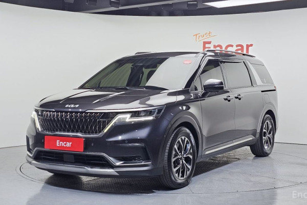 2022 Kia Carnival с пробегом 76 810 км