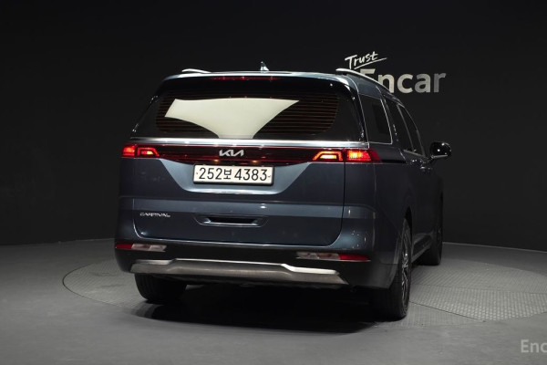 2022 Kia Carnival с пробегом 57 636 км