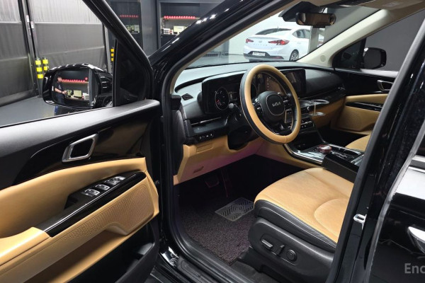 2022 Kia Carnival с пробегом 92 828 км